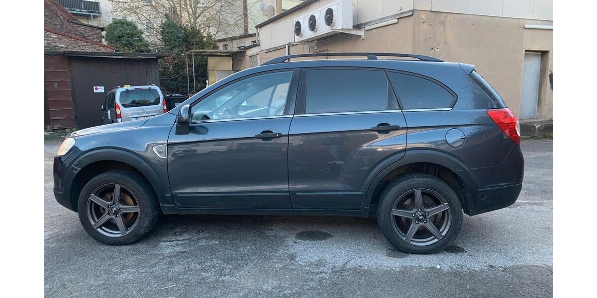 Chevrolet Captiva 220.000 km 2.700 &euro; Bochum 44793