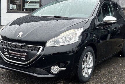 Peugeot 208 78.777 km 7.490 &euro; Dortmund 44263