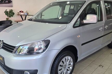 VW Caddy 122.000 km 8.990 &euro; Recklinghausen 45661