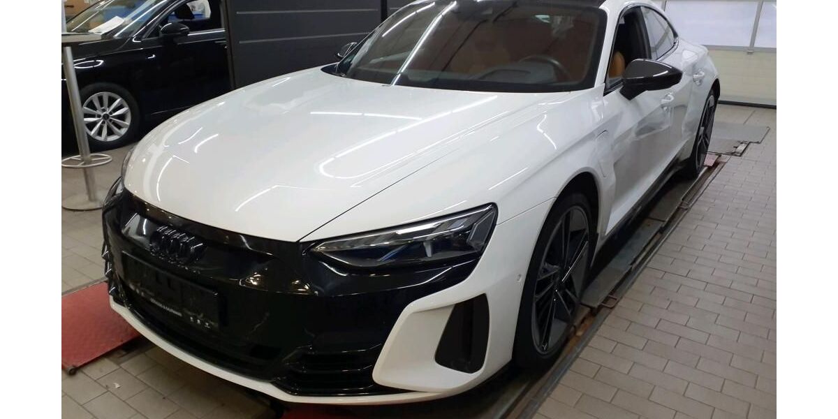 Audi RS e-tron GT 71.795 km 59.245 &euro; Hagen 58091