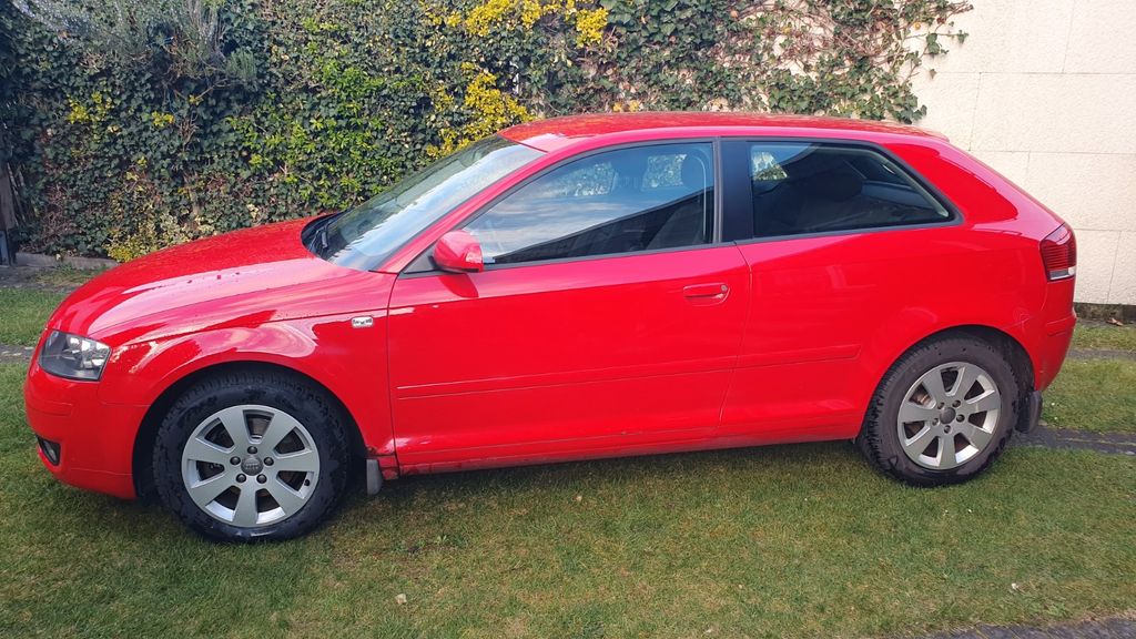 Audi A3 293.000 km 2.200 &euro; Marl 45768