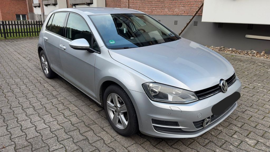VW Golf 181.000 km 5.800 &euro; Hamm 59071
