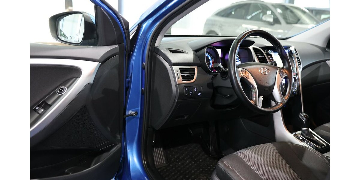 Hyundai i30 1.6 T-GDI STYLE / AUTOMATIK / NAVI+KAMERA 78.000 km 13.331 &euro; Hamm 59077