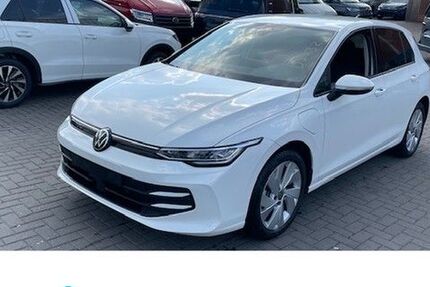 VW Golf 7.700 km 28.498 &euro; Lünen 44534