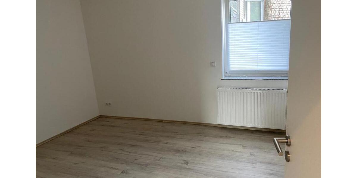 Hochparterre Witten - 5 Zimmer, 104 m&sup2;, 930&euro; | Angebot:26600467