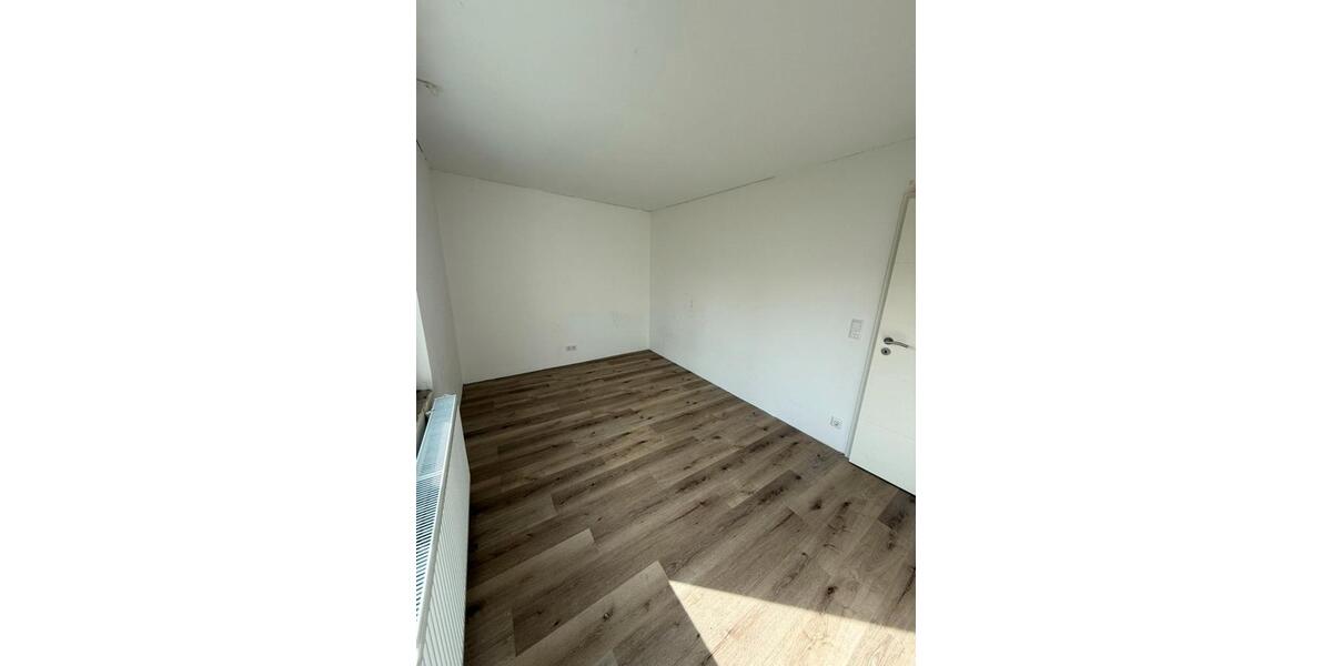 Erdgeschoßwohnung Holzwickede - 3 Zimmer, 71 m&sup2;, 670&euro; | Angebot:25992988