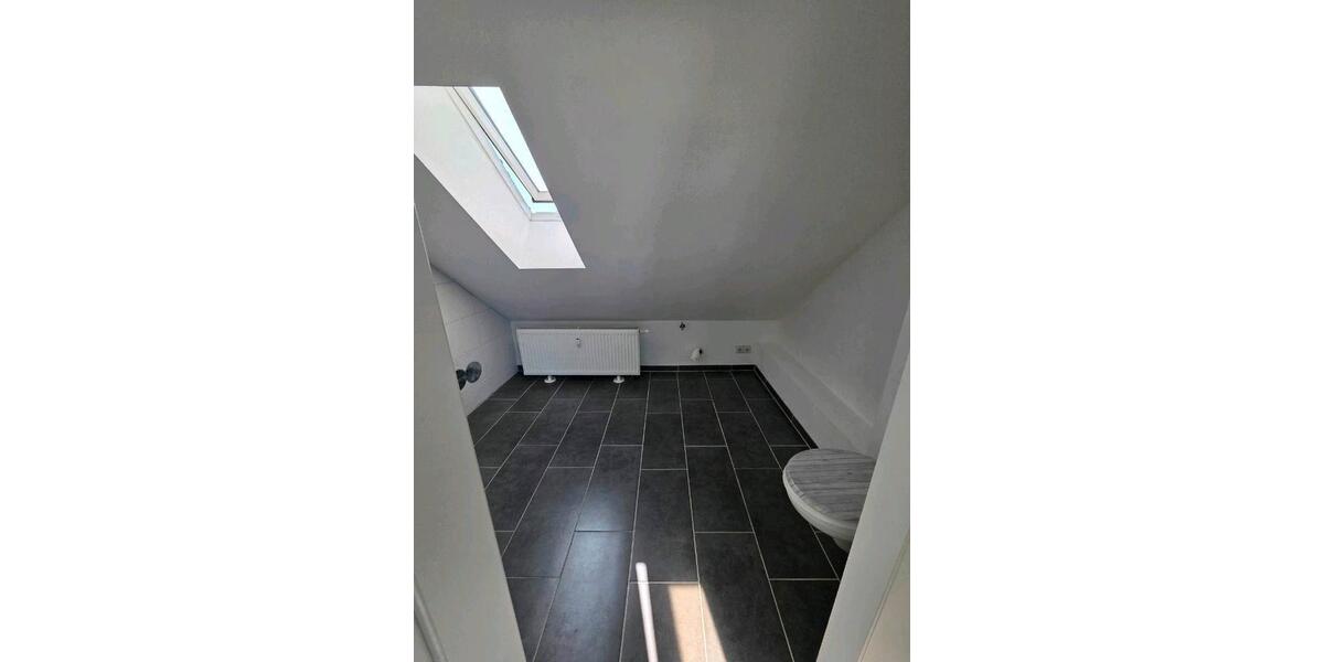 Dachgeschoßwohnung Herne Sodingen - 2 Zimmer, 80 m&sup2;, 600&euro; | Angebot:26551131