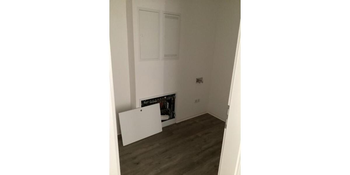Etagenwohnung Bochum Bochum-Südwest - 3 Zimmer, 92 m&sup2;, 1.230&euro; | Angebot:26275230