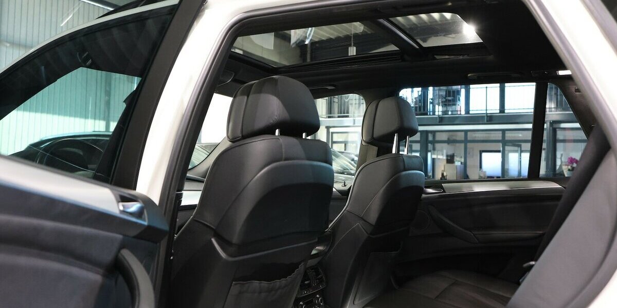 BMW X5 M xDrive50i WHITE M-SPORTPAKET / PANORAMA 66.000 km 20.500 &euro; Hamm 59077