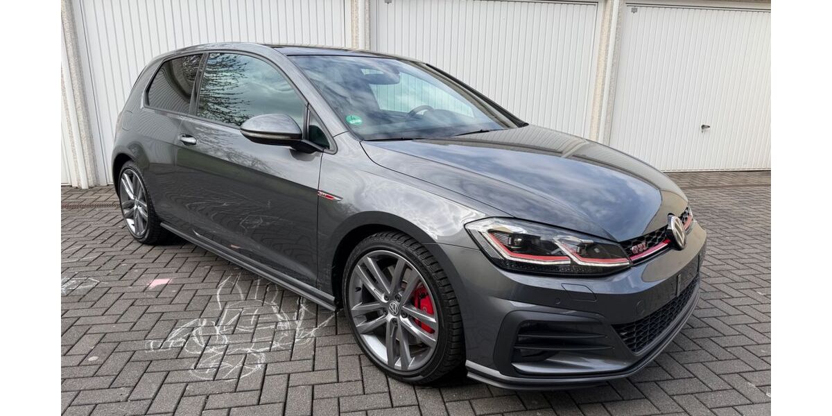 VW Golf 74.500 km 22.490 &euro; Dortmund 44339