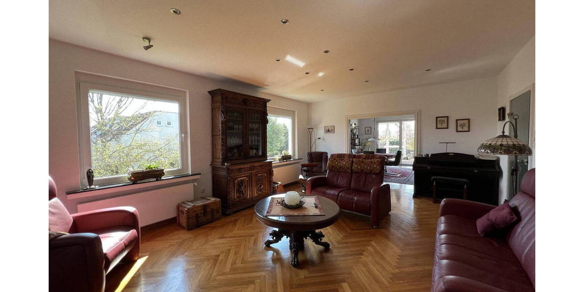 Einfamilienhaus Hagen Hochschulviertel - 6 Zimmer, 259 m&sup2;, 795.000&euro; | Angebot:26257571