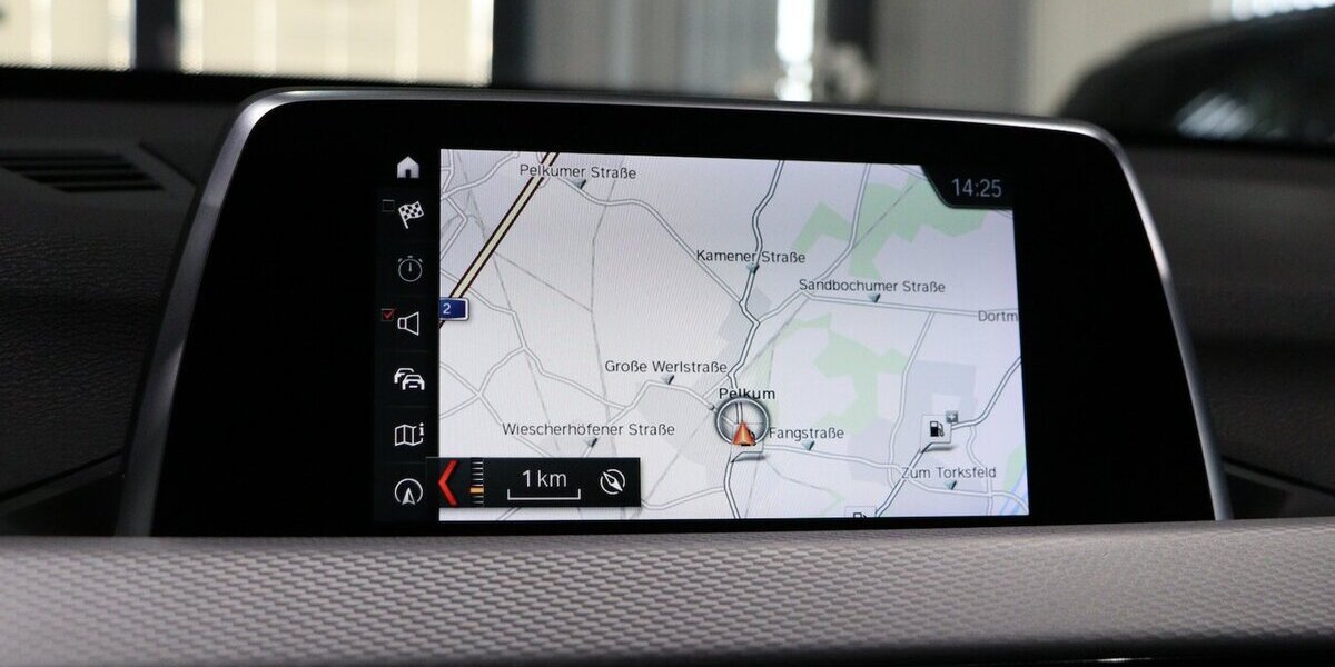 BMW X1 sDrive 18d M-SPORT SHADOW PANORAMA, LED, H/K 186.000 km 16.555 &euro; Hamm 59077