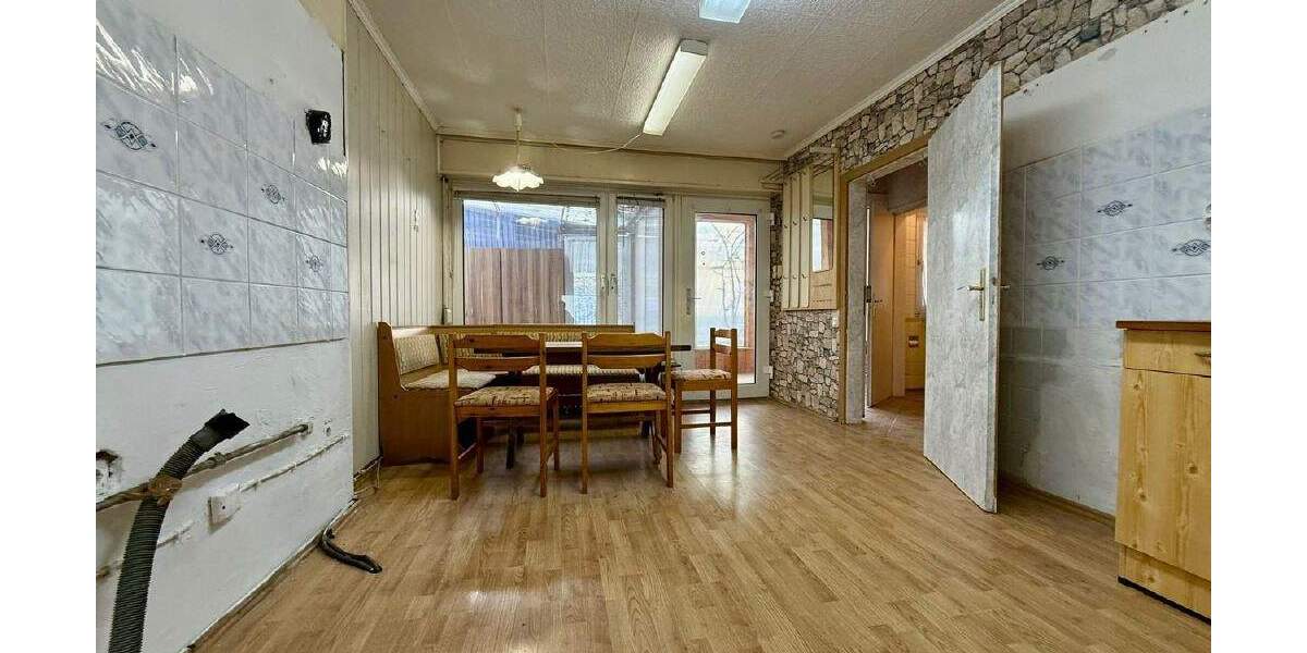 Einfamilienhaus Menden Mitte - 6 Zimmer, 169 m&sup2;, 210.000&euro; | Angebot:25706735