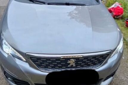 Peugeot 308 143.000 km 8.450 &euro; Recklinghausen 45659
