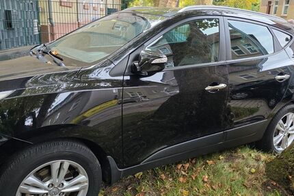 Hyundai ix35 99.000 km 9.200 &euro; Herne 44649