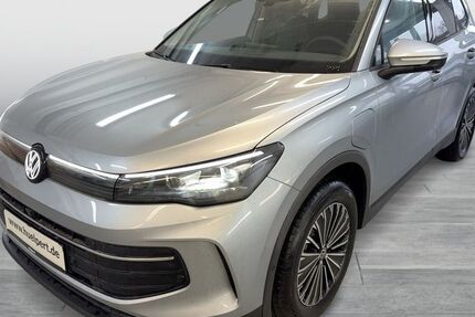 VW Tiguan 2.000 km 46.711 &euro; Bergkamen 59192