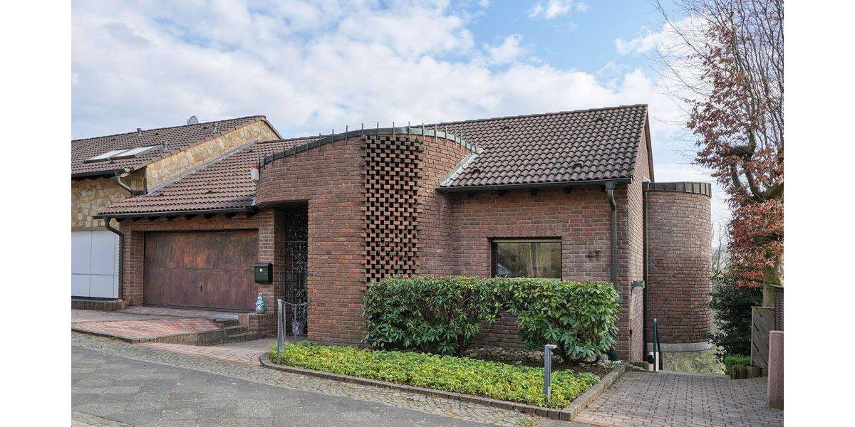 Einfamilienhaus Bochum Stiepel - 5 Zimmer, 257 m&sup2;, 1.175.000&euro; | Angebot:26037413