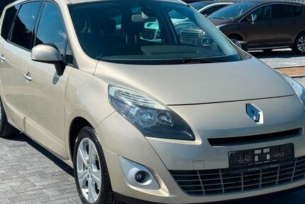 Renault Scenic 208.934 km 4.950 &euro; Dortmund 44149