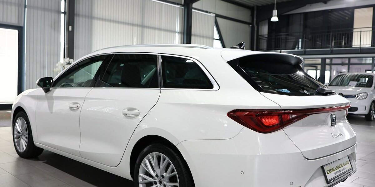 Seat Leon ST 2.0 TDI DSG XCELLENCE / LEDER / ACC+LANE 75.000 km 18.888 &euro; Hamm 59077