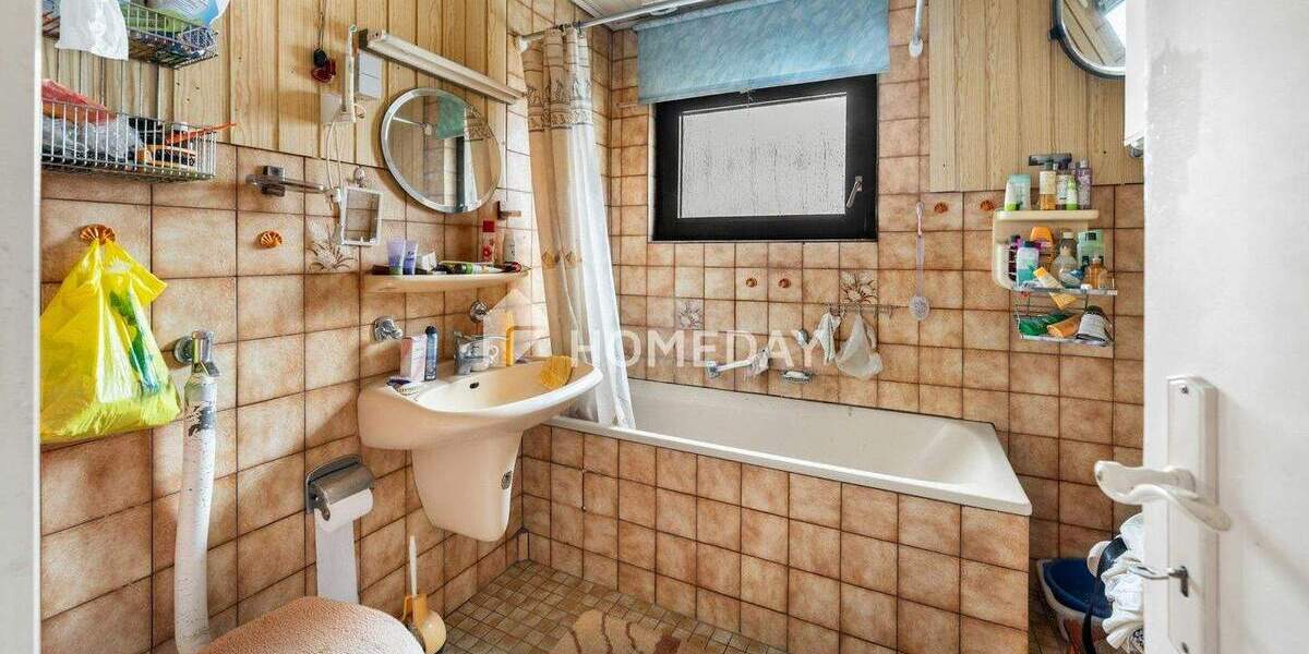 Reihenmittelhaus Recklinghausen König-Ludwig - 6 Zimmer, 125 m&sup2;, 399.000&euro; | Angebot:25702487
