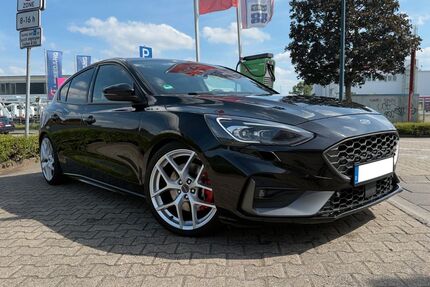 Ford Focus 159.000 km 16.500 &euro; Holzwickede 59439