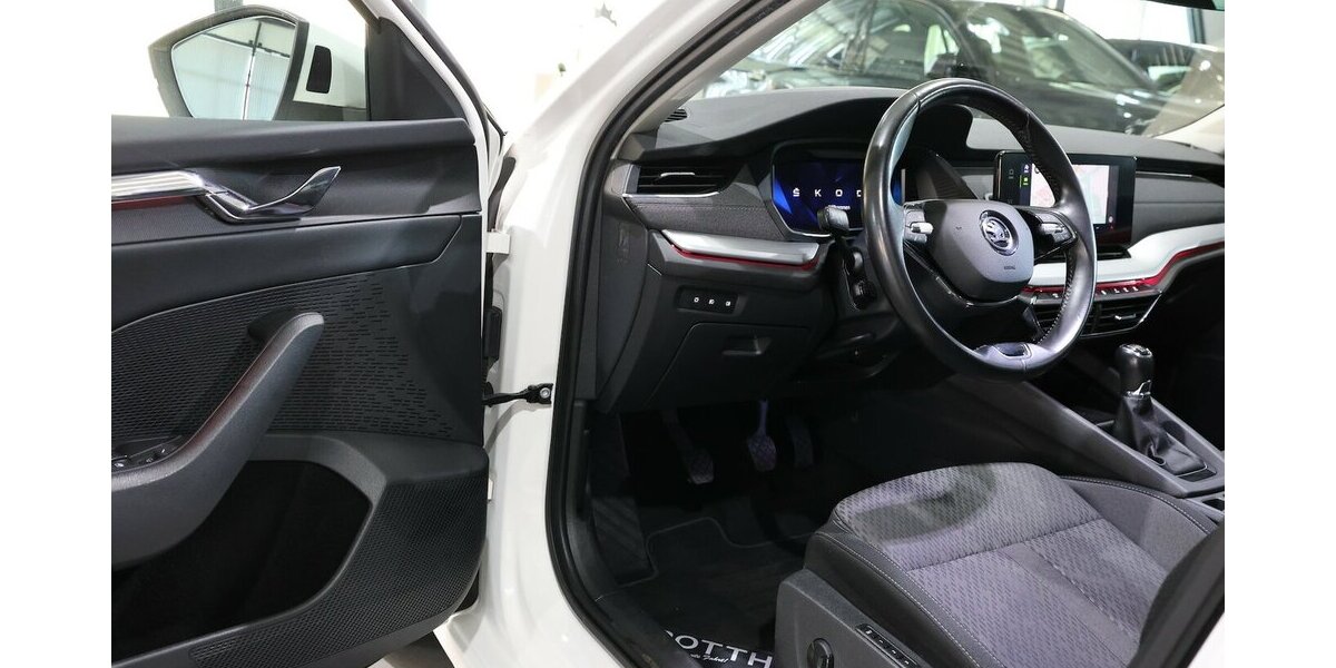 Skoda Octavia Combi 2.0 TDI FIRST-EDITION WHITE / LED 152.000 km 15.881 &euro; Hamm 59077