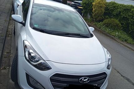 Hyundai i30 86.400 km 9.600 &euro; Unna 59427