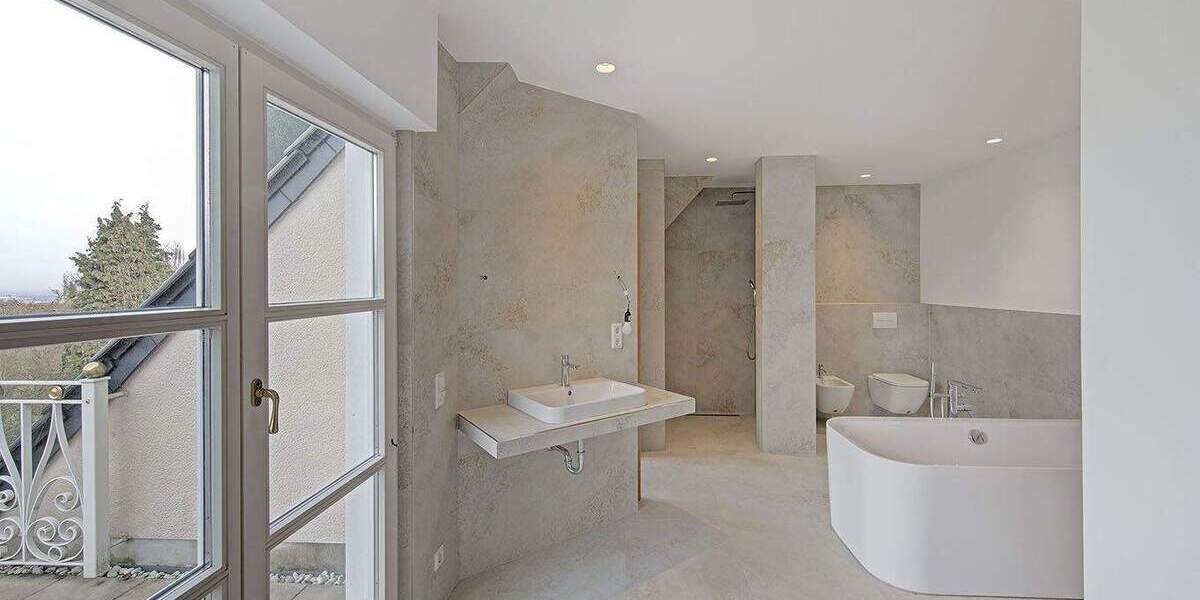 Etagenwohnung Herdecke - 4 Zimmer, 175 m&sup2;, 2.600&euro; | Angebot:25685362