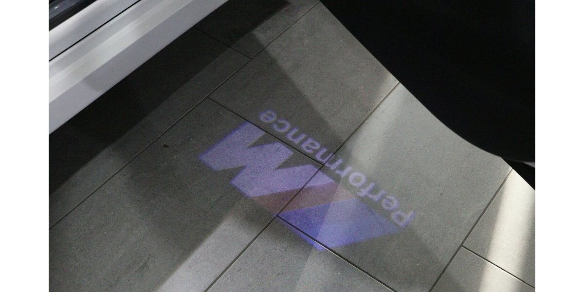 BMW X1 sDrive 18d M-SPORT SHADOW PANORAMA, LED, H/K 186.000 km 16.555 &euro; Hamm 59077