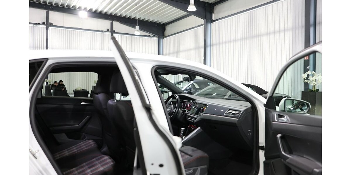 VW Polo GTI 2.0 TSI DSG BEATS WHITE / LED, AID, ACC 139.000 km 14.777 &euro; Hamm 59077