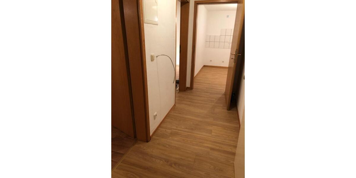 Dachgeschoßwohnung Iserlohn - 2 Zimmer, 50 m&sup2;, 500&euro; | Angebot:26375146