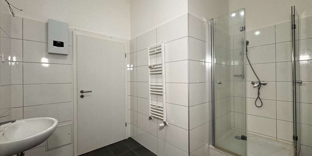 Hamm-Herringen: moderne Erdgeschosswohnung mit hoher Decke, Garten, 2 Stellplätzen & Sofortbezug!!! - Erdgeschoßwohnung Hamm Herringen | Angebot:23149303