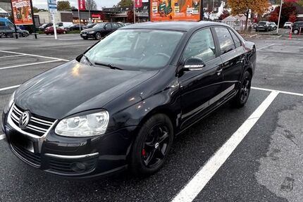VW Jetta 187.000 km 3.200 &euro; Recklinghausen 45657