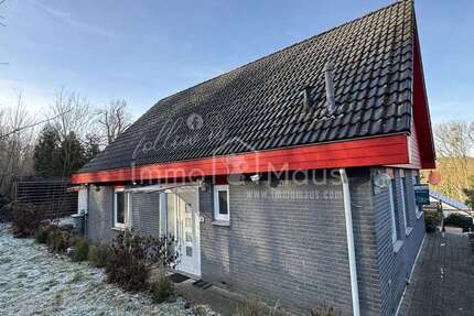 Haus Menden - 10 Zimmer, 200 m&sup2;, 179.000&euro; | Angebot:24707141