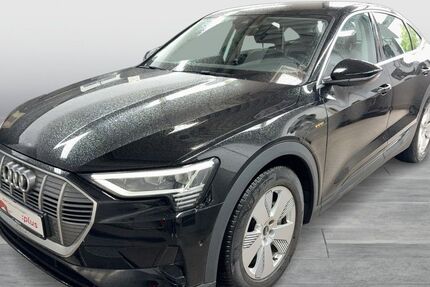 Audi e-tron 29.255 km 28.977 &euro; Dortmund 44143