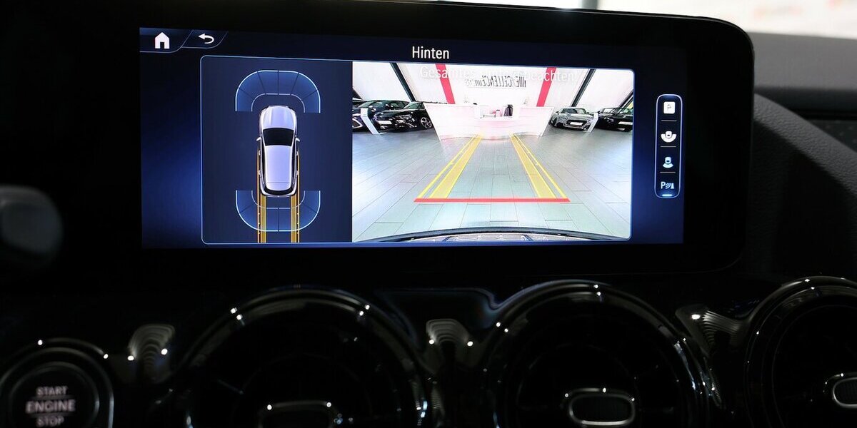 Mercedes-Benz GLA 180 ADVANCED SPORT / LEDER, LED, WIDESCREEN 7.000 km 33.331 &euro; Hamm 59077