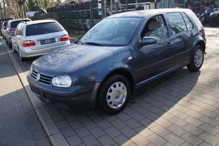 VW Golf 181.000 km 1.450 &euro; Bochum 44793
