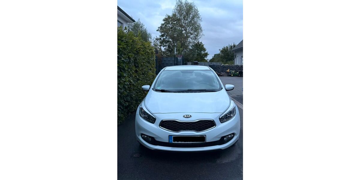Kia ceed / Ceed 169.000 km 5.200 &euro; Werl 59457