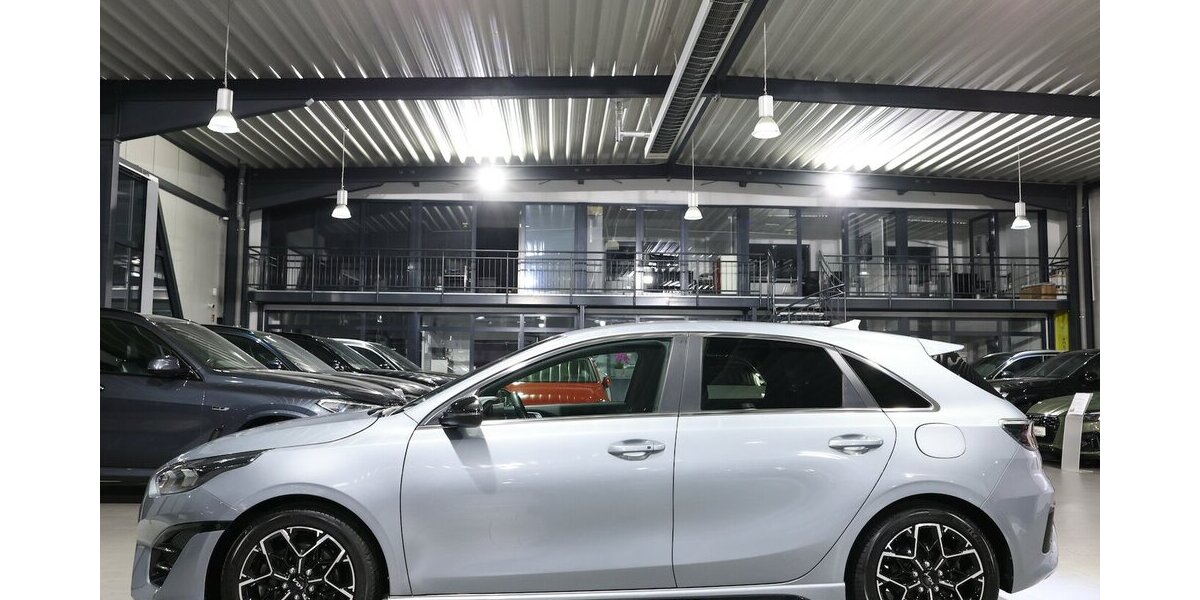 Kia cee´d 1.6 DCT GT-LINE SPORT LED, VIRTUAL-COCKPIT 66.000 km 19.777 &euro; Hamm 59077