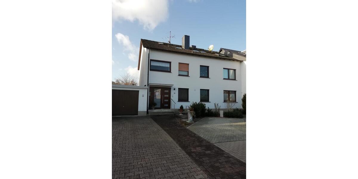 Dachgeschoßwohnung Kamen - 4.5 Zimmer, 60 m&sup2;, 470&euro; | Angebot:27583747
