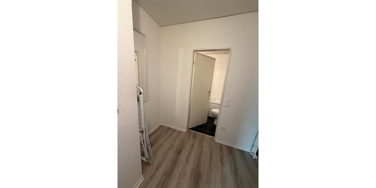 Etagenwohnung Bochum Laer - 2.5 Zimmer, 44 m&sup2;, 669&euro; | Angebot:25858753