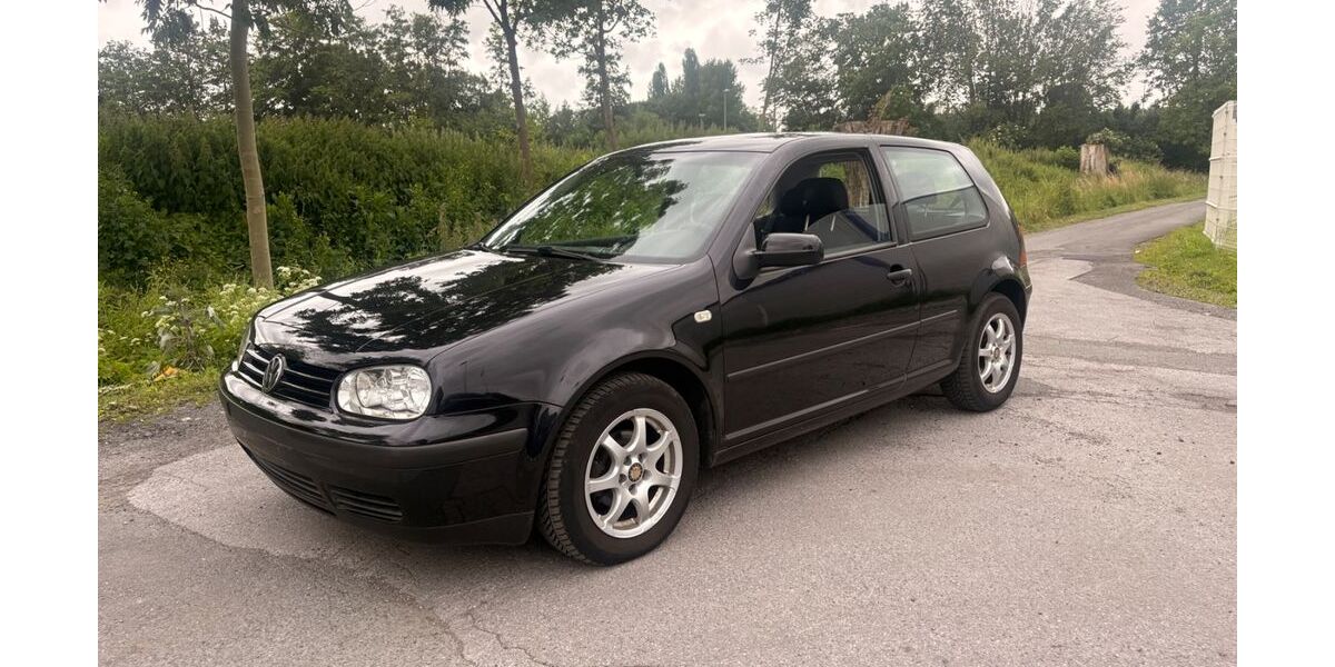 VW Golf 171.000 km 2.200 &euro; Werl 59457