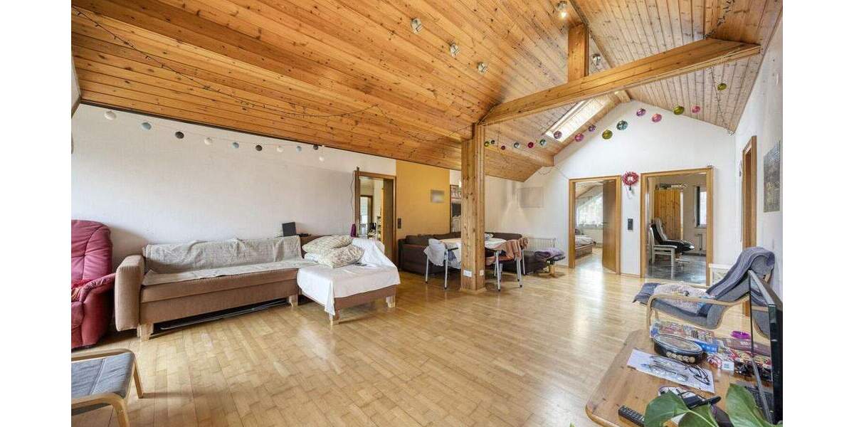 Etagenwohnung Castrop-Rauxel Frohlinde - 5 Zimmer, 176 m&sup2;, 340.000&euro; | Angebot:25680060