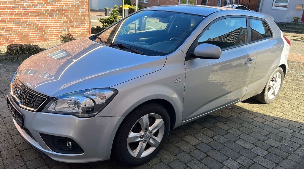 Kia ceed / Ceed 166.000 km 2.500 &euro; Haltern am See 45721