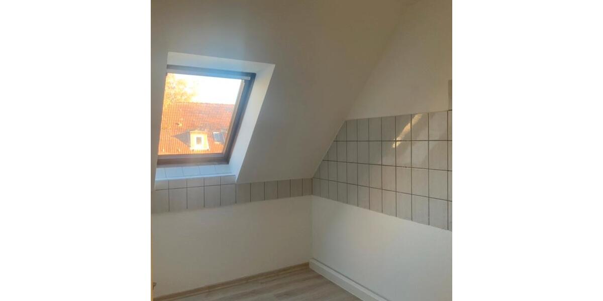 Dachgeschoßwohnung Herne Wanne - 2 Zimmer, 65 m&sup2;, 469&euro; | Angebot:25784507