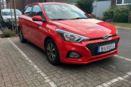 Hyundai i20 68.000 km 10.900 &euro; Olfen 59399