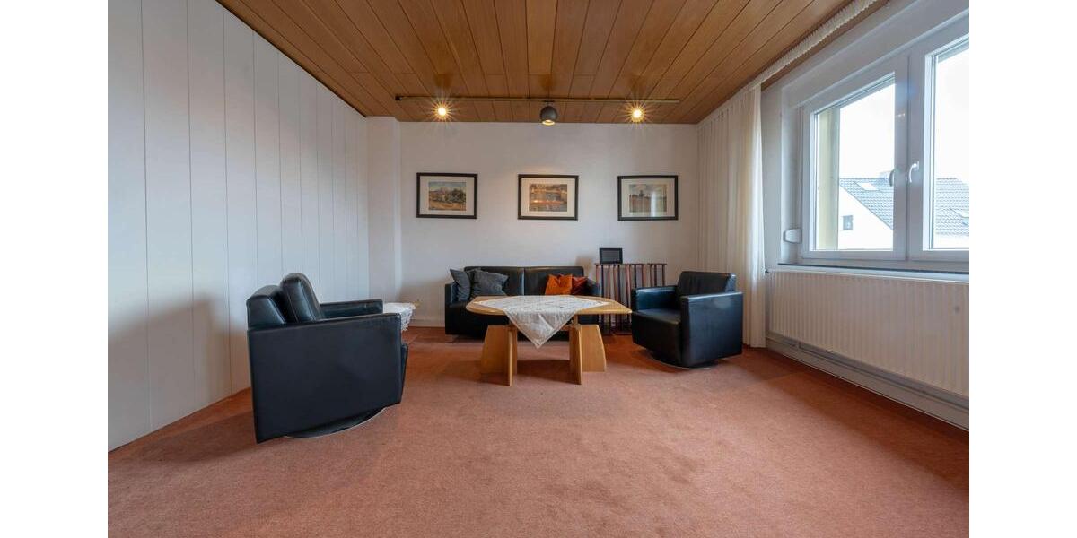Etagenwohnung Lünen - 3 Zimmer, 107 m&sup2;, 856&euro; | Angebot:26636035