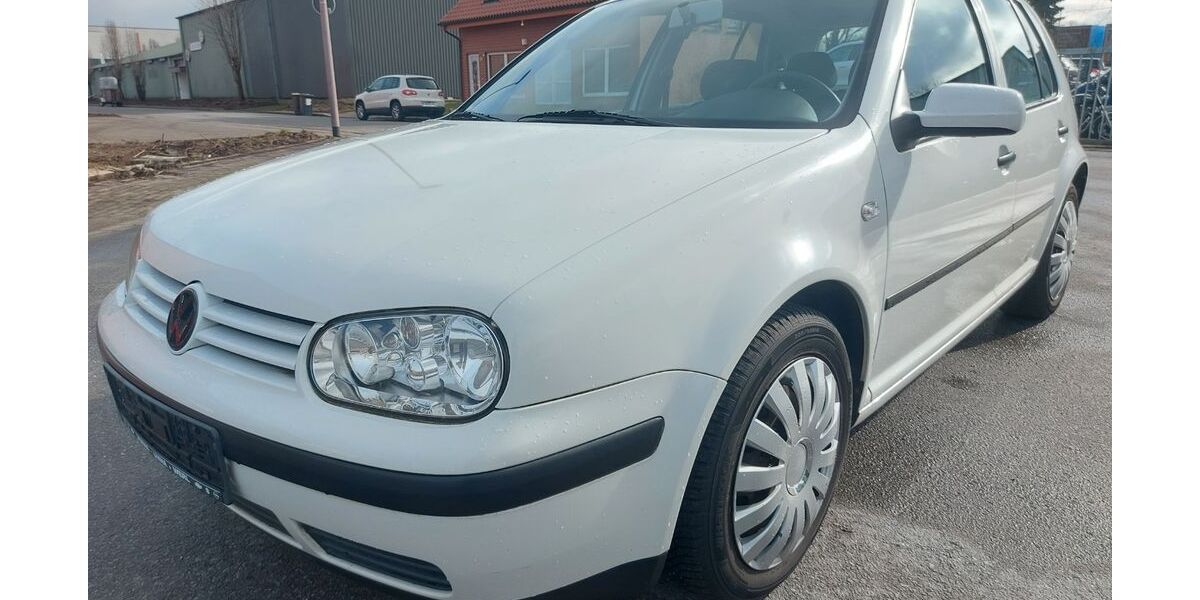VW Golf 116.000 km 2.450 &euro; Unna 59423