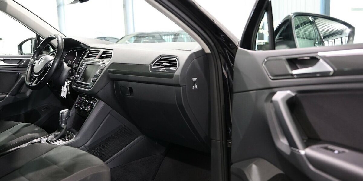 VW Tiguan 1.4 TSI DSG 4M HIGHLINE PANORAMA,LED,HUD 93.000 km 19.999 &euro; Hamm 59077