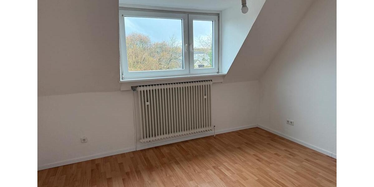 Etagenwohnung Dortmund Bövinghausen - 4.5 Zimmer, 97 m&sup2;, 930&euro; | Angebot:26302899